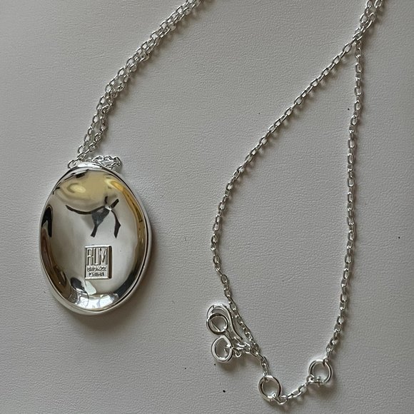 RLM Bronze Curves Oval Pendant - Picture 2 of 3